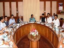 वित्त मंत्री ने वित्तीय क्षेत्र के रेगुलेटर्स के साथ की चर्चा, आर्थिक हालात-बजट प्रस्तावों पर की बात