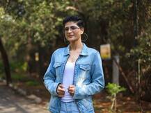 भगवान बुद्ध की मूर्ति पर बैठने को लेकर ट्रोल हुईं ताहिरा कश्यप, विवाद के बाद मांगी माफी