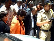 BJP सांसद प्रज्ञा ठाकुर को बड़ा झटका, हर सप्ताह NIA कोर्ट में होना होगा पेश