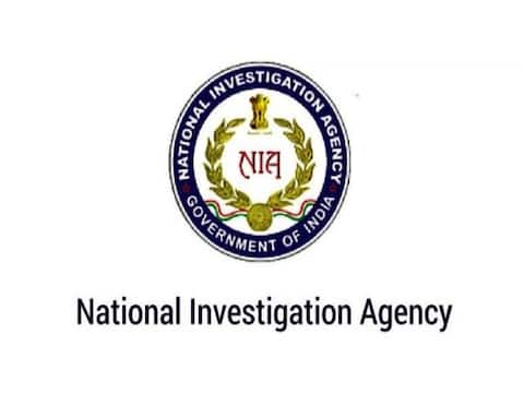 NIA ने एके-47 राइफल तस्करी मामले में बिहार के पूर्व एमएलसी के आवास पर छापे मारे NIA ने एके-47 राइफल तस्करी मामले में बिहार के पूर्व एमएलसी के आवास पर छापे मारे