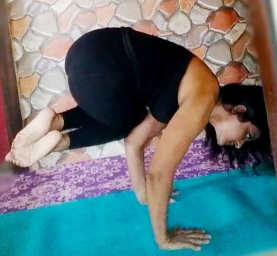 INTERNATIONAL YOGA DAY, See Funny Viral Pics On YOGA DAY | YOGA DAY के मौके पर सोशल मीडिया पर छाईं ये दिलचस्प तस्वीरें, देखें यहां INTERNATIONAL YOGA DAY, See Funny Viral Pics On YOGA DAY | YOGA DAY के मौके पर सोशल मीडिया पर छाईं ये दिलचस्प तस्वीरें, देखें यहां