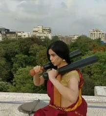 बॉलीवुड एक्ट्रेस अदा शर्मा ने इस खास अंदाज में मनाया योग दिवस, देखें तस्वीरें