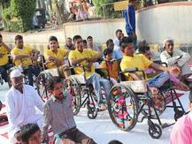 कुछ इस तरह से देशभर में मनाया गया 5वां अंतरराष्ट्रीय योग दिवस, देखें तस्वीरें