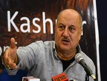 \'कुली नं. 1\' के रिमेक में कादर खान का किरदार निभाने को लेकर अनुपम खेर ने दिया ये बयान