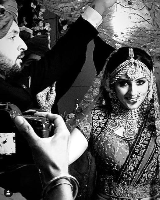 वर्क फ्रंट की बात करें तो आरती छाबड़िया ने 'लज्जा', 'शूटआउट एट लोखंडावाला', 'पार्टनर' और 'मिलेंगे मिलेंगे' समेत कई फिल्मों में काम किया है.