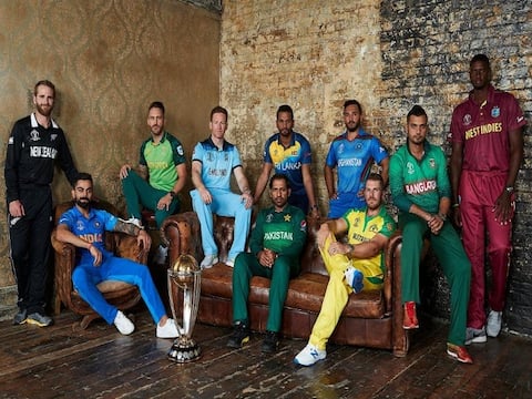 World Cup: न्यूजीलैंड, ऑस्ट्रेलिया और भारत का सेमीफाइनल खेलना लगभग तय, नबंर 4 के लिए इन 4 टीमों में कड़ी टक्कर World Cup: न्यूजीलैंड, ऑस्ट्रेलिया और भारत का सेमीफाइनल खेलना लगभग तय, नबंर 4 के लिए इन 4 टीमों में कड़ी टक्कर