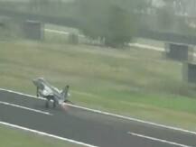 लड़ाकू विमान के पायलट की समझदारी से टला हादसा, वायुसेना ने की तारीफ