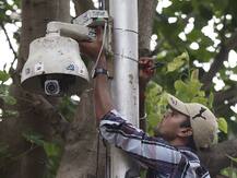 चीन की बदनाम कंपनी हिकविजन के CCTV कैमरे लगवाएगी केजरीवाल सरकार, संजय सिंह बोले-बैन है तो मेट्रो में कैसे लगे हैं