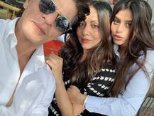 सुहाना खान हुईं ग्रैजुएट, पापा शाहरुख खान ने इस अंदाज में शेयर की अपनी खुशी