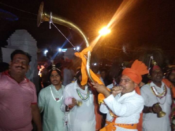 बम बम भोले के जयकारों के साथ शुरू हुई इस साल की अमरनाथ यात्रा, सुरक्षा के कड़े बंदोबस्त First batch of Amarnath Yatra flagged off from Jammu base camp बम बम भोले के जयकारों के साथ शुरू हुई इस साल की अमरनाथ यात्रा, सुरक्षा के कड़े बंदोबस्त