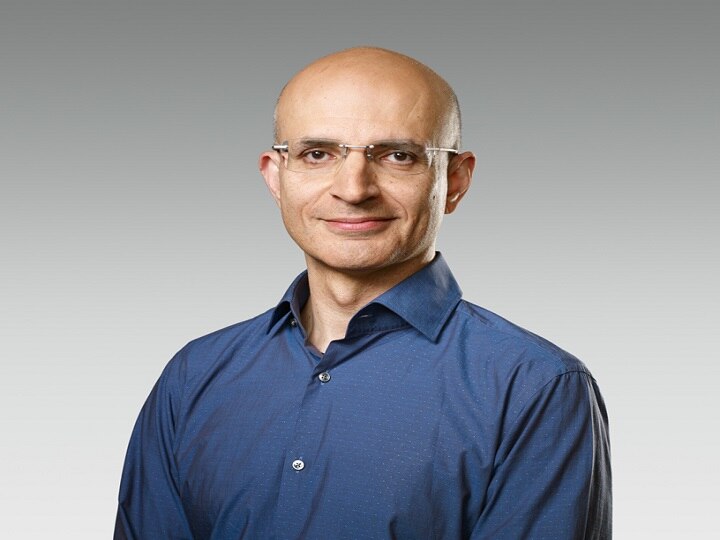 Mooradabad- Sabih khan appointed as a Senior vice president Operations in Apple ﻿यूपी: मुरादाबाद के सबीह खान को एप्पल ने दी ये बड़ी जिम्मेदारी, जानिए इनके बारे में सबकुछ