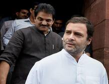 कांग्रेस में इस्तीफों के बीच आज पार्टी के सभी मुख्यमंत्रियों से मुलाकात करेंगे राहुल गांधी