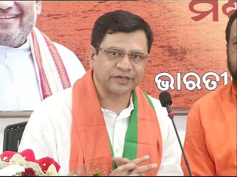 कौन हैं अश्विनी वैष्णव जिनके लिए पीएम मोदी और अमित शाह को फोन करना पड़ा? कौन हैं अश्विनी वैष्णव जिनके लिए पीएम मोदी और अमित शाह को फोन करना पड़ा?