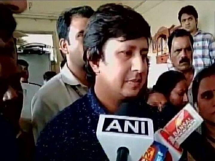 बैट कांड: आकाश विजयवर्गीय को कारण बताओ नोटिस जारी करेगी BJP, मोदी ने जताई थी नाराजगी BJP Will issues notice to MLA Akash Vijayvargiya for Assault case बैट कांड: आकाश विजयवर्गीय को कारण बताओ नोटिस जारी करेगी BJP, मोदी ने जताई थी नाराजगी