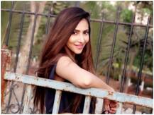 रिशीना कंधारी ने सेट पर सभी के लिए बनाए मफिन्स, कुकिंग का है खास शौक