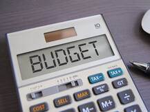 बजट 2019: शेयर मार्केट को किसी बड़ी छूट का इंतजार, जानें क्या है डिमांड