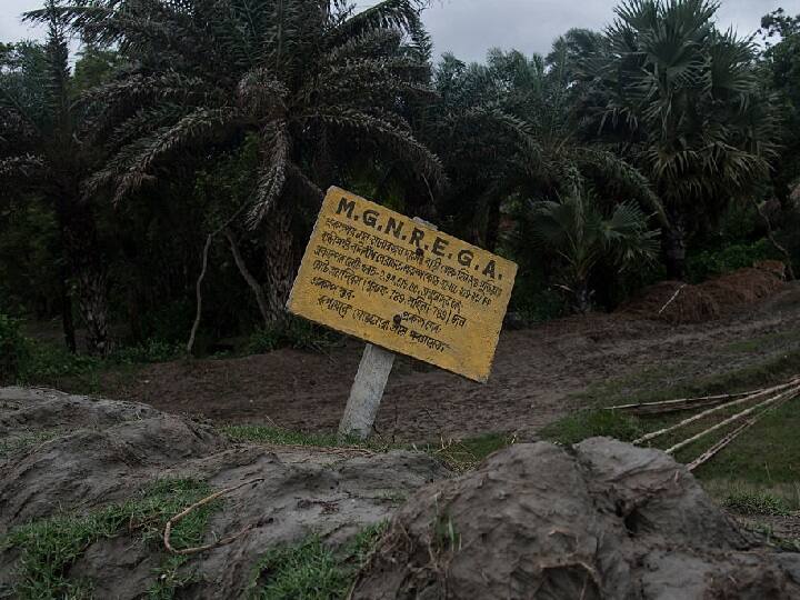 Budget allocation For MGNREGA बजट 2019: मोदी सरकार ने मनरेगा का बजट 5 हजार करोड़ बढ़ाया