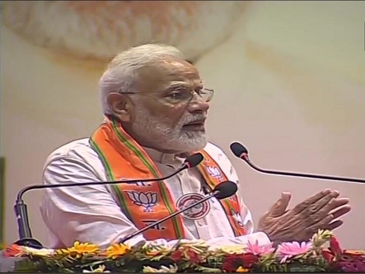PM Modi explains how India will become 5 trillion economy in Varanasi PM मोदी ने वाराणसी में कहा- 5 ट्रिलियन की अर्थव्यवस्था बनाना लक्ष्य, बजट में इसका खाका