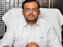 यूपी: जिस आईएएस अभय के घर से सीबीआई को 47 लाख मिले, पिछले साल हुई थी उनकी शादी 