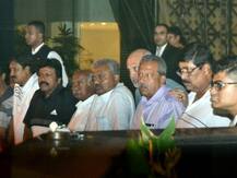 कर्नाटक में नाटक पर संसद से सड़क तक संग्राम, SC गुरुवार को करेगा विवाद का फैसला