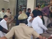 कर्नाटक संकट: विधानसभा अध्यक्ष से मिले कांग्रेस और जेडीएस के बागी विधायक, सुरक्षा के कड़े बंदोबस्त