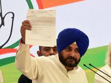 पंजाब: सीएम अमरिंदर से तनातनी के बीच सिद्धू का मंत्री पद से इस्तीफा, राहुल गांधी को दी जानकारी