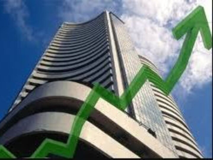 Sensex may reach 50500 mark by end of 2021 share market updates nifty BNP Paribas 50 हजारी बन सकता है सेंसेक्स, ब्रोकरेज कंपनी ने जताई अर्धशतक लगाने की उम्मीद