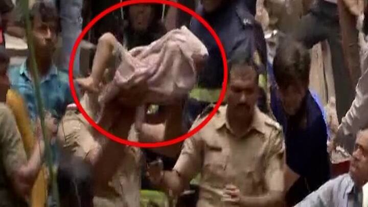 मुंबई में बड़ा हादसा हुआ है. यहां डोंगरी में चार मंजिला पुरानी बिल्डिंग का आधा हिस्सा गिर गया है. इस हादसे के बाद करीब 40 लोगों के मलबे में फंसे होने की आशंका है. वहीं, गली छोटी होने की वजह से रेस्क्यू ऑपरेशन करने में काफी दिक्कतों का सामना करना पड़ रहा है. हादसे का शिकार हुई इमारत का नाम कौसर बाग है.