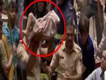 Pics: मुंबई- 4 मंजिला बिल्डिंग गिरी, मलबे में 40 लोग फंसे, सकरी गलियां राहत काम में रुकावट