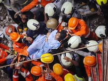 मुंबई: चार मंजिला इमारत गिरने से अब तक 14 लोगों की मौत, मृतकों को 5 लाख और घायलों को 50 हजार देने का एलान