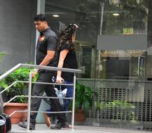 प्रेग्नेंट गर्लफ्रेंड को लेकर हॉस्पिटल पहुंचे अर्जुन रामपाल, सामने आईं खास तस्वीरें