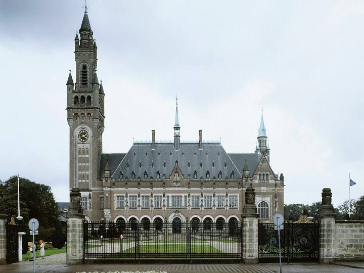 In Depth: कुलभूषण जाधव मामले में जानें ICJ में आज क्या-क्या हुआ? Kulbhushan Jadhav case International Court of Justice rules in favour of India In Depth: कुलभूषण जाधव मामले में जानें ICJ में आज क्या-क्या हुआ?