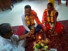 प्रयागराज: आशीर्वाद के लिए झुकते ही पिता ने कर दिया बेटी का क़त्ल, लव मैरिज से था नाराज़