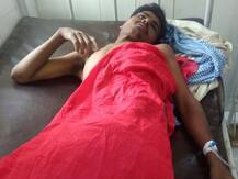 बाराबंकी: कुत्तों से बचने के लिए छिपे युवक को समझा चोर, पहले पीटा फिर पेट्रोल डालकर लगा दी आग