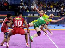 PKL 2019 : बेंगलुरु बुल्स ने पटना पाइरेट्स को 2 अंकों से हराया