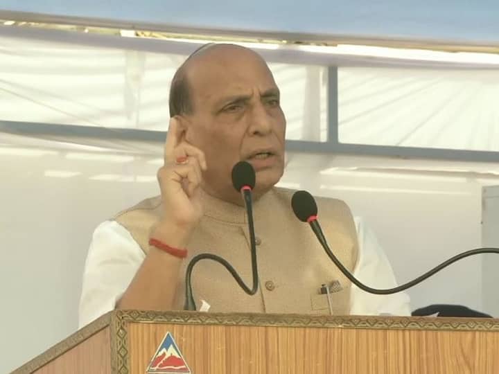 Jammu Kashmir: Rajnath Singh says, we will resolve Kashmir issue रक्षा मंत्री राजनाथ बोले- कोई ताकत कश्मीर मुद्दे को हल होने से नहीं रोक सकती