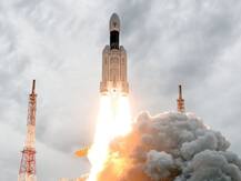 चंद्रयान-2 की सफल लॉन्चिंग के लिए संसद के दोनों सदनों ने ISRO के वैज्ञानिकों को दी बधाई