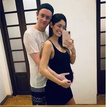 शादी से पहले बच्चे को जन्म देने जा रही हैं ब्रूना अब्दुल्लाह, HOT तस्वीरों को लेकर हैं सुर्खियों में