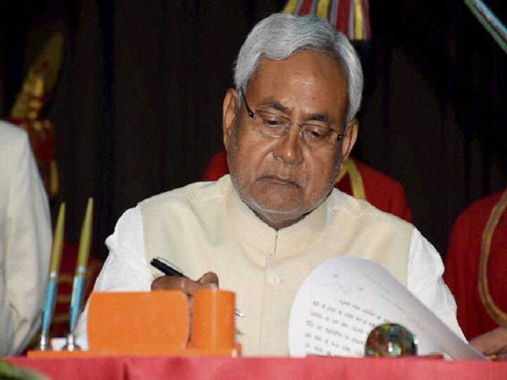 Nitish Kumar has not been given information before appointment of Governor says sources राज्यपाल की नियुक्ति से पहले नीतीश कुमार को नहीं दी गई जानकारी- सूत्र