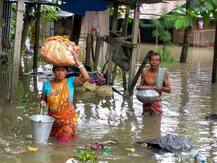 बाढ़ से हाहाकार: बिहार-असम में बढ़ता जा रहा है मौतों का आंकड़ा, अबतक 174 लोगों की मौत