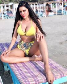 इंडियन किम कार्दशियन से मशहूर इस एक्स बिग बॉस कंटेस्टेंट ने पार की बोल्डनेस की सारी हदें