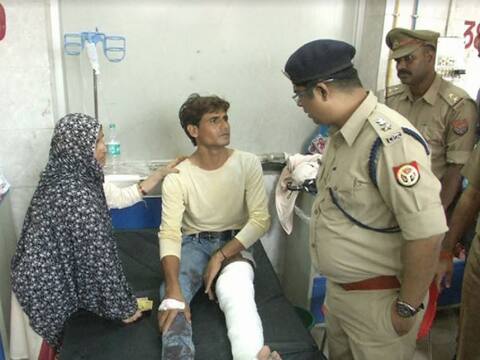 प्रयागराज में पुलिस और बदमाशों के बीच हुई मुठभेड़, शातिर अपराधी गिरफ्तार प्रयागराज में पुलिस और बदमाशों के बीच हुई मुठभेड़, शातिर अपराधी गिरफ्तार