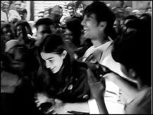 Love Aaj Kal 2 : भीड़ में फंसी सारा अली खान को फिल्मी अंदाज में बचाते दिखे कार्तिक आर्यन, वीडियो वायरल