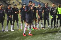 IN PICS: कारगिल विजय दिवस के मौके पर रखा गया फुटबॉल मैच, बारिश में भी मैदान में डटे रहे ये सितारे