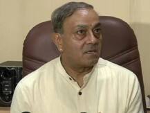 यूपी: कांग्रेस के हाथ से अमेठी गई और अमेठी के राजा भी