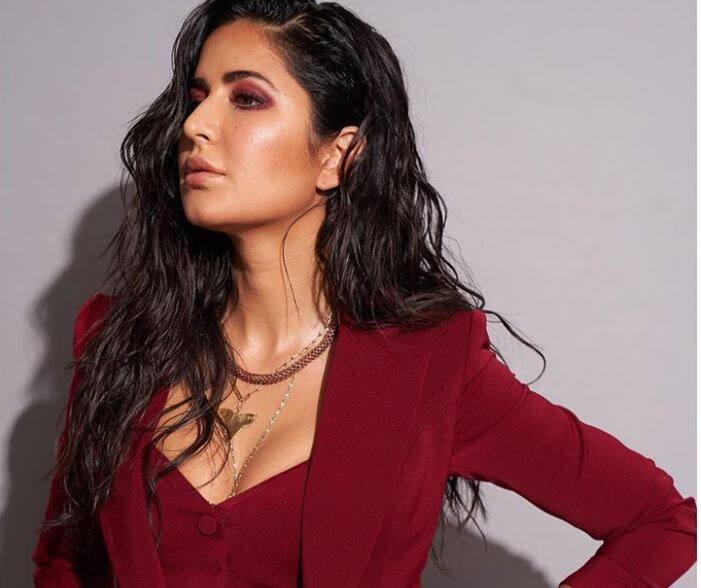 अपनी हालिया रिलीज 'भारत' के बॉक्स ऑफिस पर हिट होने के बाद बॉलीवुड एक्ट्रेस कैटरीना कैफ इन दिनों छुट्टियां मना रही हैं. 