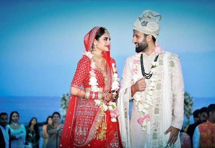 बता दें कि नुसरत जहां वह पश्चिम बंगाल के बशीरहाट से सांसद हैं. (सभी तस्वीरें- इंस्टाग्राम @nusratchirps)