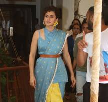 देसी स्वैग में \'मिशन मंगल\' को प्रमोट करती दिखीं तापसी पन्नू, साथ में अक्षय कुमार भी आए नजर