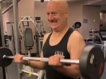 जिम के अंदर अनुपम खेर ने किया \'ओम नम: शिवाय\' का जाप, VIDEO हुआ वायरल