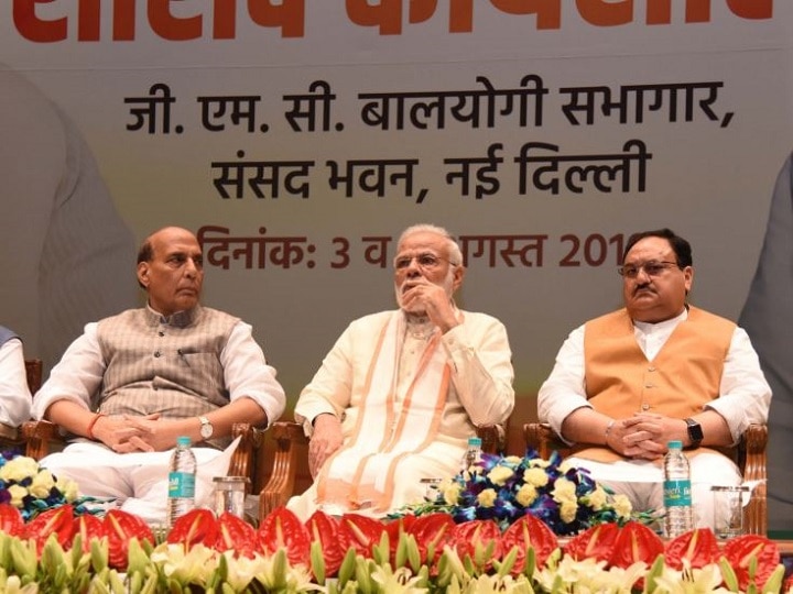 PM Narendra Modi to BJP MP on Lok Sabha election 2024 | पीएम मोदी ने BJP सांसदों से कहा- 2024 लोकसभा चुनाव के लिए जुट जाएं